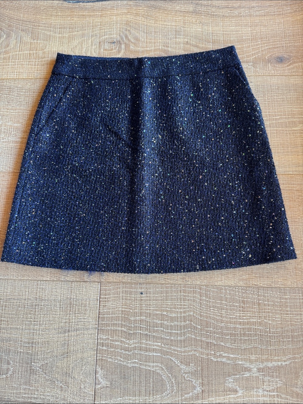 LOFT Navy Tweed Mini Skirt with Multicolor sequins. Lined. 6 NEW